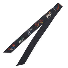将图像加载到图库查看器中，HERMES Twilly Long Twilly Long "A to Berlin" Autumn/Winter 2025 Blue・Noir/Multicolor Silk100%
