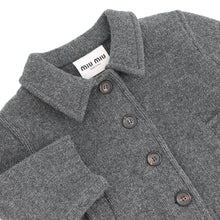 Load image into Gallery viewer, MIUMIU Logo cropped cardigan Size 36 GrayMMJ113 Virgin wool
