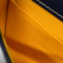 将图像加载到图库查看器中，GOYARD Monte Carlo Mini Case Shoulder Bag Navy BlueMONTE2MINTY12CL12P PVC Wood
