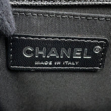Load image into Gallery viewer, CHANEL Boy Chanel ChainShoulder Bag BlackA67086 Caviar Leather Size 25

