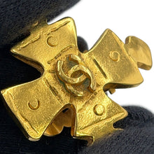 Load image into Gallery viewer, CHANEL CC Logo Cloth Earring Gold Metal
