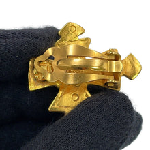 Load image into Gallery viewer, CHANEL CC Logo Cloth Earring Gold Metal
