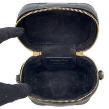 Load image into Gallery viewer, Dior Lady Dior Vanity BlackM0505OWEV Lambskin Size micro
