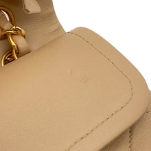 Load image into Gallery viewer, CHANEL Matelasse Chain Shoulder Bag BeigeA01113 Lambskin Size 23
