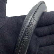 Load image into Gallery viewer, LOUIS VUITTON Capucines NoirM21641 Taurillon Leather Size BB
