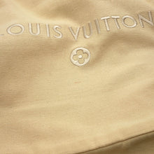 Load image into Gallery viewer, LOUIS VUITTON Capucines NoirM21641 Taurillon Leather Size BB
