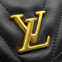 Load image into Gallery viewer, LOUIS VUITTON Hold Me NoirM21720 Calf Leather
