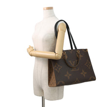 将图像加载到图库查看器中，LOUIS VUITTON Onthego RedM45321 Monogram Monogram Reverse Canvas Monogram Giant Size MM
