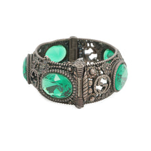 Load image into Gallery viewer, GUCCI Interlocking G Flower Bangle Size 16 Silver/Green SV925
