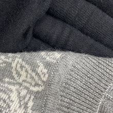 Load image into Gallery viewer, HERMES Jungle Love Short Sleeve Knit Size 38 Gray/White Cashmere46% Silk46% Nylon8%
