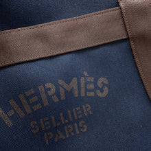 将图像加载到图库查看器中，HERMES Sack de Pansage 2-way Tote Navy/Feu Toile Chevrons Canvas
