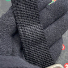 将图像加载到图库查看器中，GUCCI GG Supreme Crossbody Bag Bee Black675181 GG Supreme
