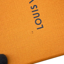 Load image into Gallery viewer, LOUIS VUITTON Bracelet Party Dauphine AirPods Case Brown/NoirM6786A Monogram ・Reverse
