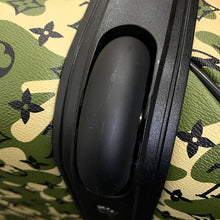 将图像加载到图库查看器中，LOUIS VUITTON Pegas KhakiM23333 Monoglamourage Size 60
