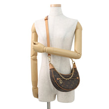 Load image into Gallery viewer, LOUIS VUITTON loop BeigeM81098 Monogram
