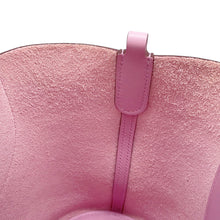 Load image into Gallery viewer, HERMES in-the-loop Tote Bag Mauve Silvestre Taurillon Clemence Swift Leather Size 18
