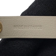 Load image into Gallery viewer, HERMES Heart Glove Holder Craie Swift Leather
