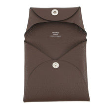 将图像加载到图库查看器中，HERMES Bastia MokaH064953CK44 Evercolor
