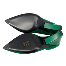 Load image into Gallery viewer, HERMES Fatal 85 Pumps Green suede Size 38
