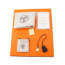 将图像加载到图库查看器中，HERMES Birkin Black Epsom Size 30
