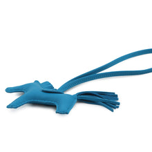 将图像加载到图库查看器中，HERMES Rodeo Blue Zanzibar Lambskin Size PM
