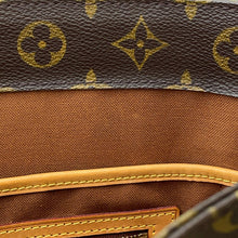 将图像加载到图库查看器中，LOUIS VUITTON Vavin BrownM51170 Monogram Size GM
