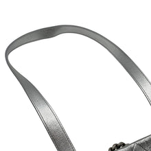 将图像加载到图库查看器中，CHANEL CC Logo Club Monaco Chain Tote Bag Silver Shiny Calf Leather
