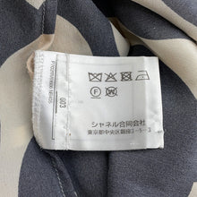 将图像加载到图库查看器中，CHANEL CC Logo Wave Shirt Size 36 Cream/BlackP70211 Silk100%
