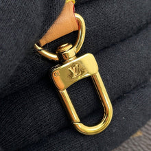 Load image into Gallery viewer, LOUIS VUITTON Petit Sac Plat BrownM69442 Monogram
