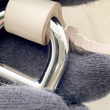 Load image into Gallery viewer, HERMES in-the-loop Tote Bag Beton Taurillon Clemence Swift Leather Size 18

