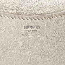 Load image into Gallery viewer, HERMES in-the-loop Tote Bag Beton Taurillon Clemence Swift Leather Size 18
