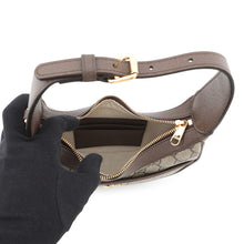 Load image into Gallery viewer, GUCCI 2way Hobo Bag Beige/Brown772308 GG Supreme Leather
