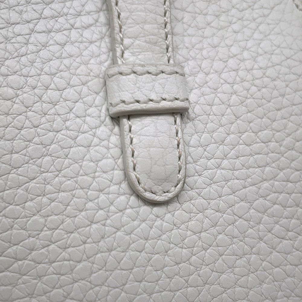 LOEWE Pouch White Leather– GALLERY RARE Global Online Store