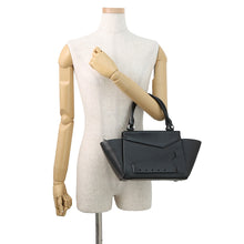 Load image into Gallery viewer, Maison Margiela Maison Margiela Snatched 2-way Tote BlackSB3WD008 Leather

