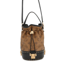 Load image into Gallery viewer, LOUIS VUITTON Petite Noé Trunk NoirM43511 Monogram Reverse Canvas
