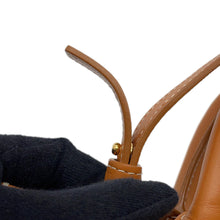 将图像加载到图库查看器中，CELINE Vertical hippopotamus Natural/Tan192082 Canvas Leather Size Small
