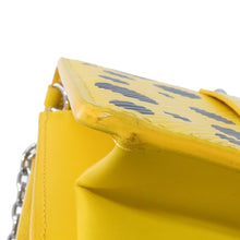 将图像加载到图库查看器中，LOUIS VUITTON LVxYK Portefeuille Twist Belt Chain Wallet Yellow/NoirM81987 Epi Leather
