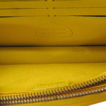 将图像加载到图库查看器中，LOUIS VUITTON LVxYK Portefeuille Twist Belt Chain Wallet Yellow/NoirM81987 Epi Leather
