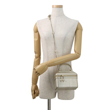 将图像加载到图库查看器中，BVLGARI Serpenti 2-Way Vanity Bag Champagne Gold Karung embossed leather
