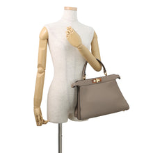 将图像加载到图库查看器中，FENDI Peekaboo Icy You Gray8BN321 Leather Size Medium
