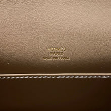 Load image into Gallery viewer, HERMES PochetteKelly Etoupe Swift Leather
