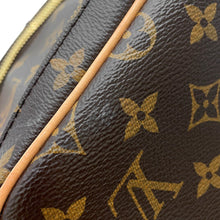 Load image into Gallery viewer, LOUIS VUITTON Dop kit BeigeM44494 Monogram
