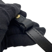 将图像加载到图库查看器中，LOUIS VUITTON Tilsit NoirM46548 Monogram Monogram Reverse Canvas
