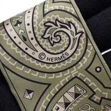 Load image into Gallery viewer, HERMES Twilly Festival des Amazones Bandana - The Amazon Festival and Bandana Pistachio / White / BlackH064217S 07 Silk100%
