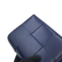 Load image into Gallery viewer, Bottega Veneta Maxi INTRECCIATO Cassette Bifold Wallet Small Navy/Red701458 Leather
