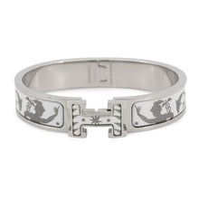 Load image into Gallery viewer, HERMES ClicH Drawn in by the charm of Orpheus Size PM White/Silver Metal Enamel
