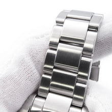 Load image into Gallery viewer, SEIKO Heritage Collection Spring Drive W39mm Stainless Steel Silver DialSBGA283
