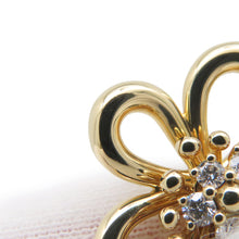 Load image into Gallery viewer, Van Cleef &amp; Arpels Flower lace PendantVCARPME200 18K Yellow Gold
