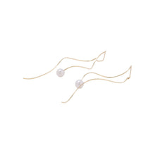 Load image into Gallery viewer, TASAKI Freshwater Pearl American EarringsEC-3679 18K Yellow Gold

