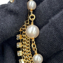 将图像加载到图库查看器中，CHANEL CC Logo Stone Crush Chain Logo Necklace Gold Gold Plated Rhinestone Faux Pearl
